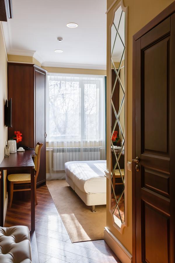 Brown Hotel Nur-Sultan  Exterior photo