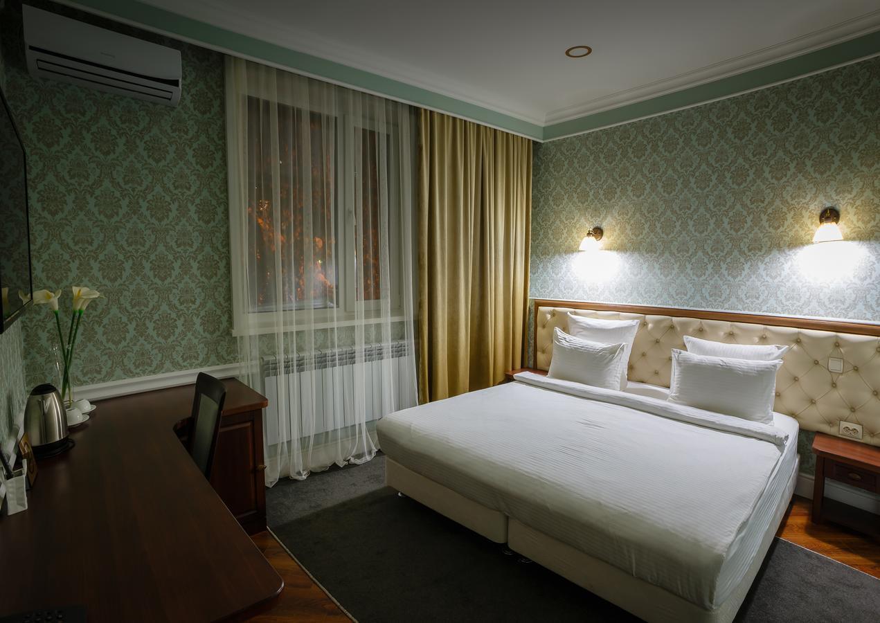 Brown Hotel Nur-Sultan  Exterior photo