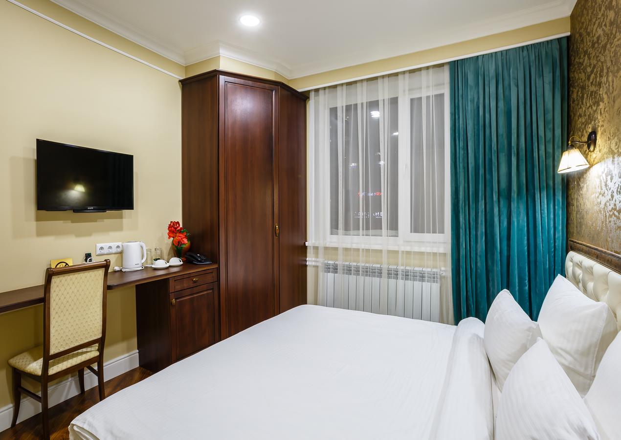 Brown Hotel Nur-Sultan  Exterior photo