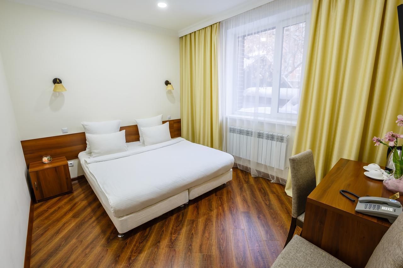 Brown Hotel Nur-Sultan  Exterior photo